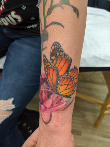 Tattoo Shop «Native Rituals», reviews and photos, 15105 S Cicero Ave, Oak Forest, IL 60452, USA