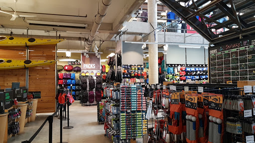 Sports shops in Toronto