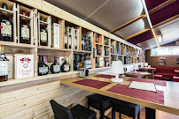 Atmosphère du Restaurant Ô Plaisirs Du Goût - La Cave à Manger - la Cave à Pizza à Marmande - n°14