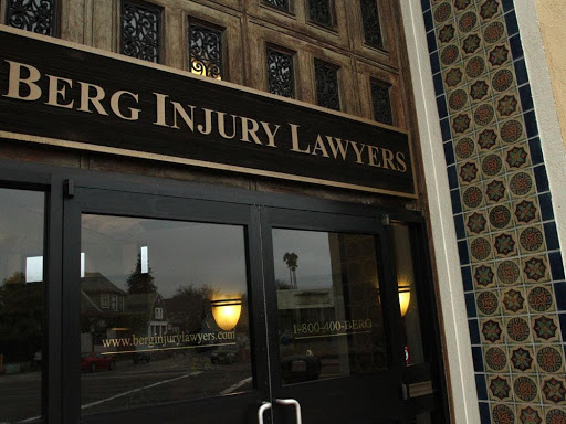 Legal Services «Berg Injury Lawyers», reviews and photos
