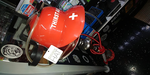 Tobacco Shop «The Hub Smoke Shop & Gifts», reviews and photos, 6410 N Oak Trafficway, Kansas City, MO 64118, USA