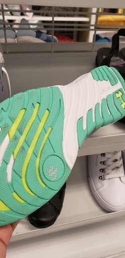 Clothing Store «Ross Dress for Less», reviews and photos, 3001 W Cheltenham Ave, Wyncote, PA 19095, USA