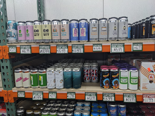 Liquor Store «Warehouse Wine & Liquor», reviews and photos, 113 Mill Plain Rd #6, Danbury, CT 06811, USA