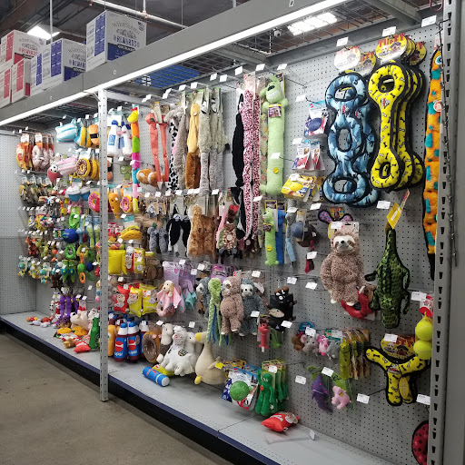 Pet Supply Store «Pet Supreme», reviews and photos, 12823 Foothill Blvd, Sylmar, CA 91342, USA