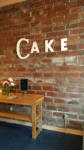 Wedding Bakery «LaLa Custom Cake», reviews and photos, 15301 Madison Ave, Lakewood, OH 44107, USA