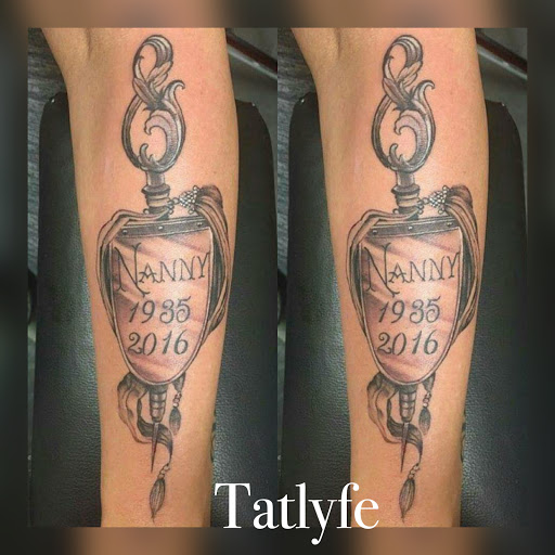 Explore bee tattoo ideas for women, creative tattoo ideas in Savannah, available at Tatlyfe Studios