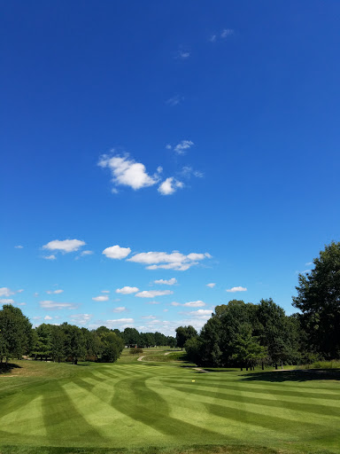 Golf Course «Roland Barkau Memorial Golf Course», reviews and photos, 1501 N Waterworks Rd, Okawville, IL 62271, USA