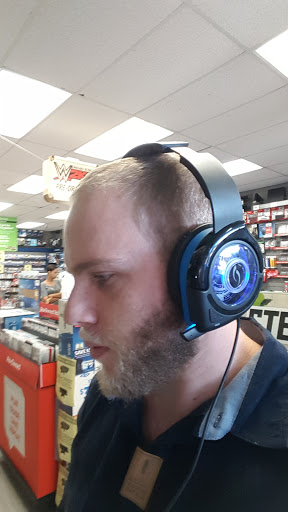 Video Game Store «GameStop», reviews and photos, 3800 Klose Way STE E, San Pablo, CA 94806, USA