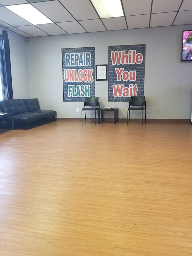 Cell Phone Store «Cell Phone Doctor Fairfield ohio», reviews and photos, 5128 Pleasant Ave, Fairfield, OH 45014, USA