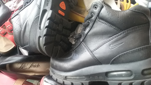 Thrift Store «The Salvation Army Family Store & Donation Center», reviews and photos