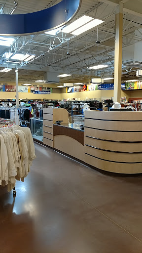 Thrift Store «Goodwill - University Pointe», reviews and photos, 5808 University Pointe Blvd, Charlotte, NC 28262, USA