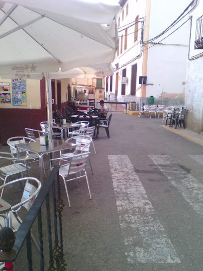 Bar El Kiosko - Rda. del Pintor Gárate, 6, 44540 Albalate del Arzobispo, Teruel, Spain