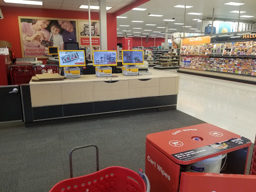 Department Store «Target», reviews and photos, 543 River Rd, Edgewater, NJ 07020, USA