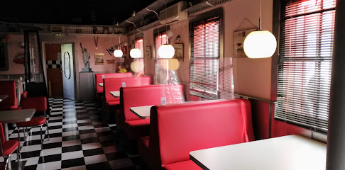 Restaurante Miss Tracy American Diner - Carr. a Fresno de Torote, 28814 Daganzo de Arriba, Madrid, Spain