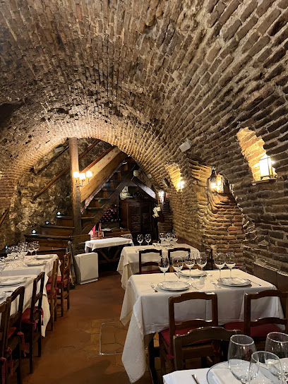 Restaurante Botín - C. de Cuchilleros, 17, 28005 Madrid, Spain