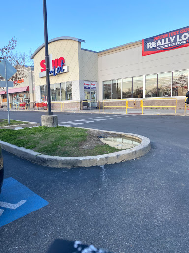 Save-A-Lot, 150 S MacDade Blvd, Darby, PA 19023, USA, 