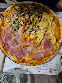 Pizza du Pizzeria Pinocchio Pizzéria à Nantes - n°19