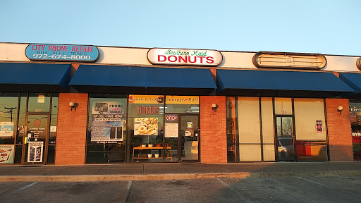 Southern Maid Donuts, 2411 N Galloway Ave # 106, Mesquite, TX 75150, USA, 