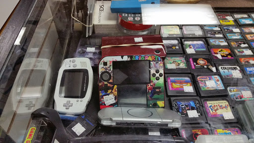 Record Store «Exile on Main Street», reviews and photos, 100 N Chestnut St #120, Champaign, IL 61820, USA