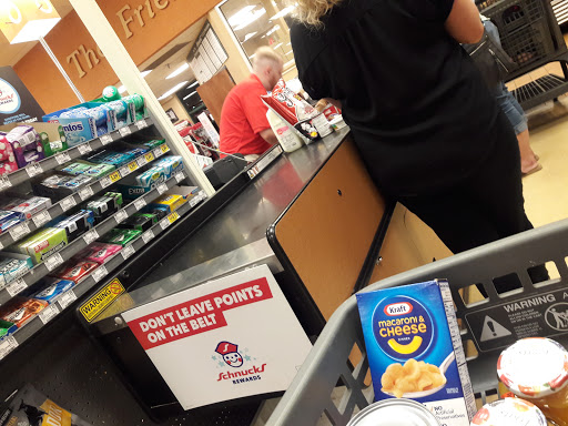 Grocery Store «Schnucks», reviews and photos, 4500 W Lloyd Expy, Evansville, IN 47712, USA
