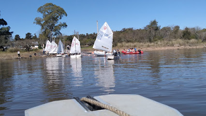 Club Nautico De Flores