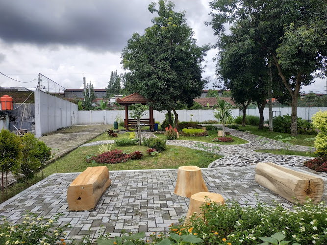 Menjelajahi 3 Tempat Menarik di Taman Ekologi Kota Yogyakarta