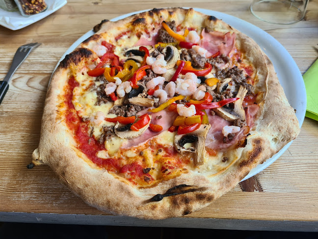 Papa's Ristorante Pizzeria - Pizza