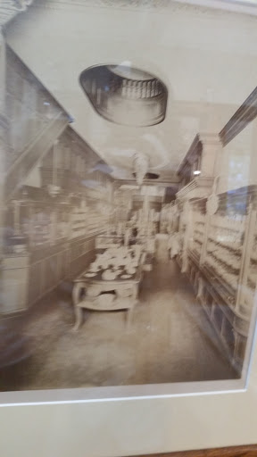 Museum «Dorflinger Glass Museum», reviews and photos, 37 Suydam Dr, White Mills, PA 18473, USA