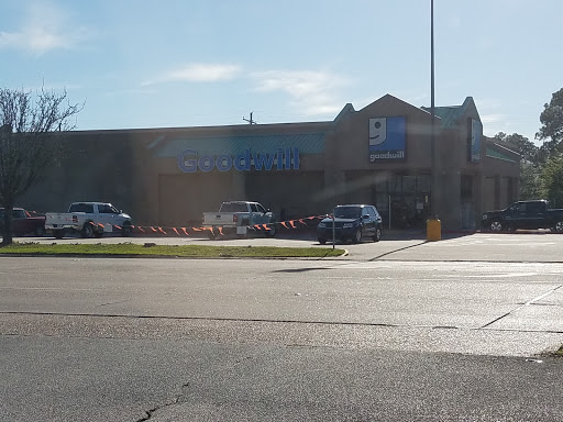 Thrift Store «Goodwill», reviews and photos