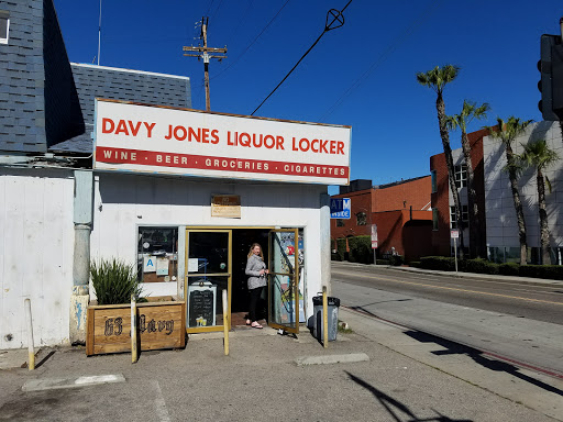 Davy Jones Liquor Locker, 63 Navy St, Venice, CA 90291, USA, 
