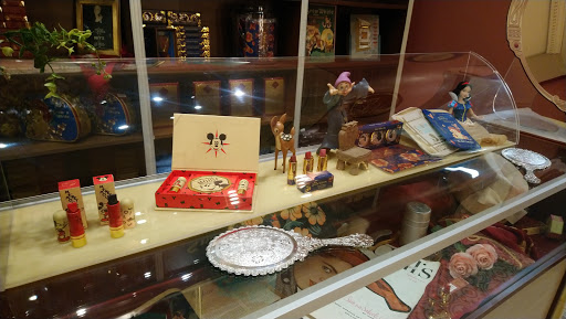 Cosmetics Store «Besame Cosmetics», reviews and photos, 3505 W Magnolia Blvd, Burbank, CA 91505, USA