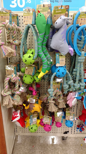 Pet Supply Store «PetSmart», reviews and photos, 10164 Colerain Ave, Cincinnati, OH 45251, USA