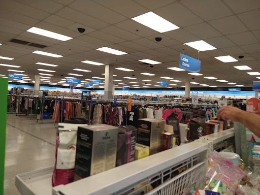 Clothing Store «Ross Dress for Less», reviews and photos, 4032 Grand Ave, Chino, CA 91710, USA