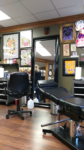 Tattoo Shop «Scapegoat Tattoos», reviews and photos, 245 S Court St, Medina, OH 44256, USA