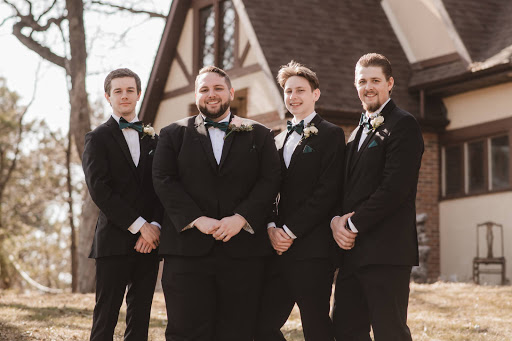 Florist «Chippewa Valley Floral», reviews and photos, 507 S Barstow St, Eau Claire, WI 54701, USA