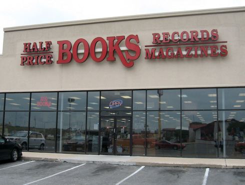 Half Price Books, 900 Bugg Ln, San Marcos, TX 78666, USA, 