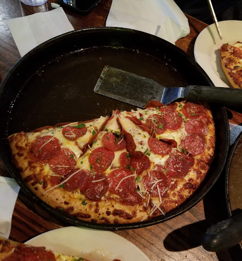 Shopping Mall «Southgate Shopping Center», reviews and photos, 13545 Eureka Rd, Southgate, MI 48195, USA