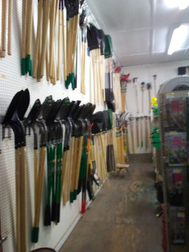 Hardware Store «Jasper True Value Hardware & Supply», reviews and photos, 202 Central Ave NW, Jasper, FL 32052, USA