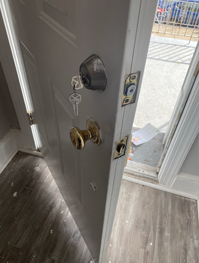 KeyMe Locksmiths image 10