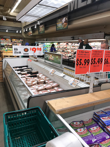 Grocery Store «Ballard Market», reviews and photos, 1400 NW 56th St, Seattle, WA 98107, USA