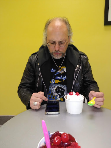 Ice Cream Shop «Muddy Monkey», reviews and photos, 3314 E Main St, Richmond, IN 47374, USA