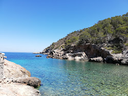 Photo de Cala Xuclar avec un niveau de propreté de très propre
