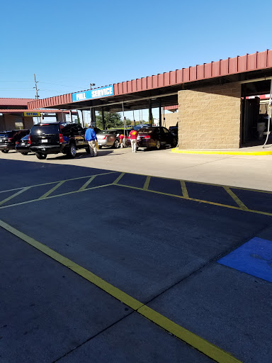BAY BRIGHT CAR WASH en Beaumont