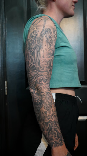 Explore small hawaiian tattoo ideas, creative tattoo ideas in Virginia Beach, available at World Famous Blue Horseshoe Tattoo and Piercing Independence