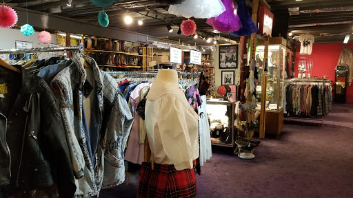 Record Store «POPS Resale», reviews and photos, 1423 Leestown Rd B, Lexington, KY 40511, USA