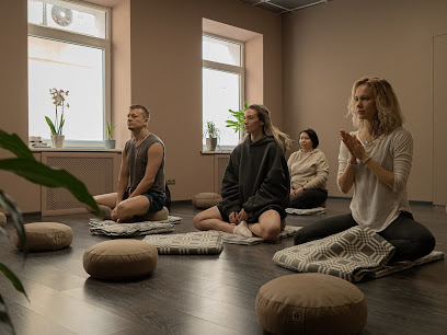 One Yoga Meditation | Студия йоги Арбатская | Бикрам йога, медитации, пилатес