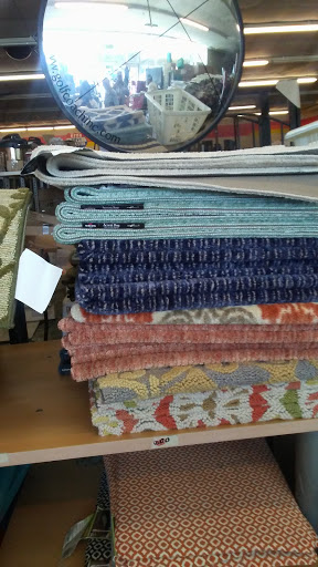 Shopping Mall «Headland Delowe Shopping Center», reviews and photos, 2433 Delowe Dr, East Point, GA 30344, USA