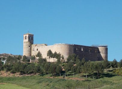 Parque Castillo Garcimuñoz C. Posito, 4, 16623 Castillo de Garcimuñoz, Cuenca, España