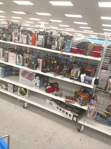 Clothing Store «Ross Dress for Less», reviews and photos, 835 Cortez Rd W, Bradenton, FL 34207, USA