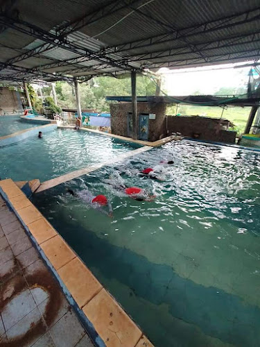 kolam renang gardu laut